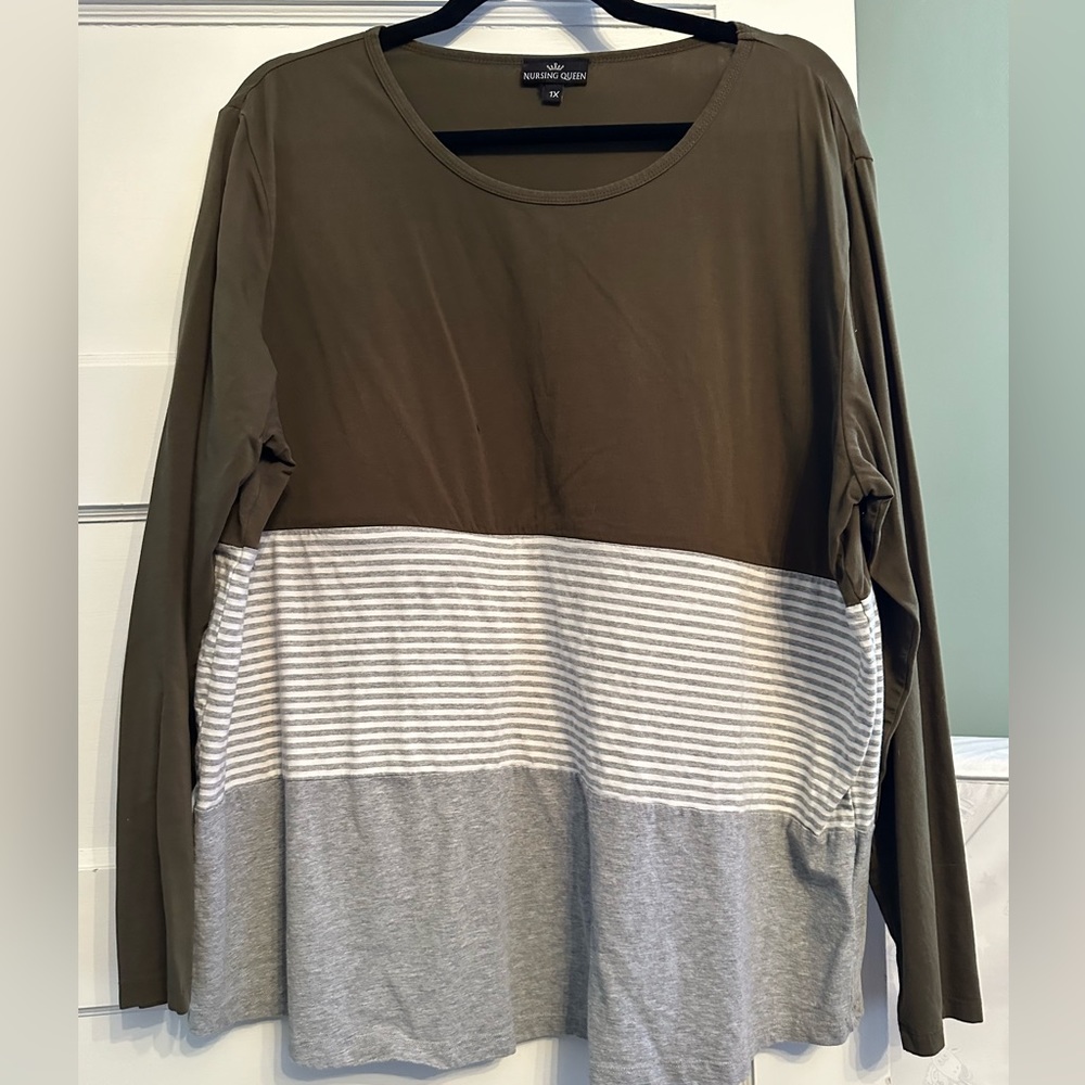 Nursing Queen nursing top- sz 1X